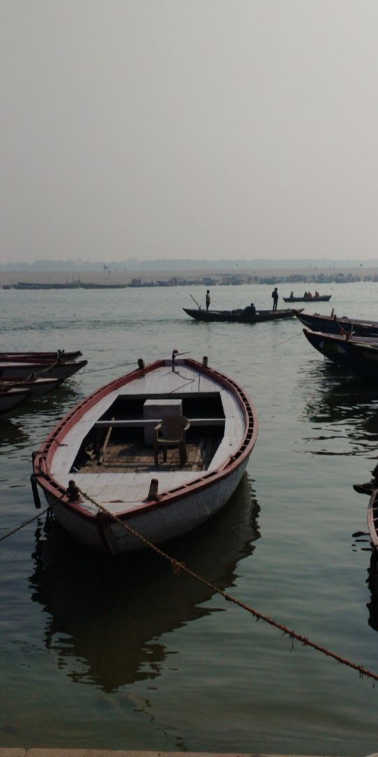 ⛵ Medium Private Boat — Dev Diwali 2026