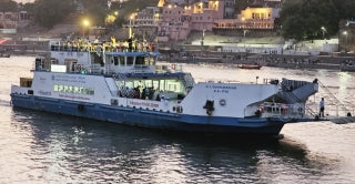 Premium Luxury AC Cruise