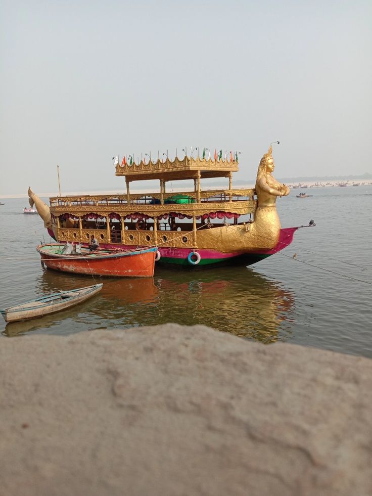 🛥️ Large Sharing Boat — Dev Diwali 2026